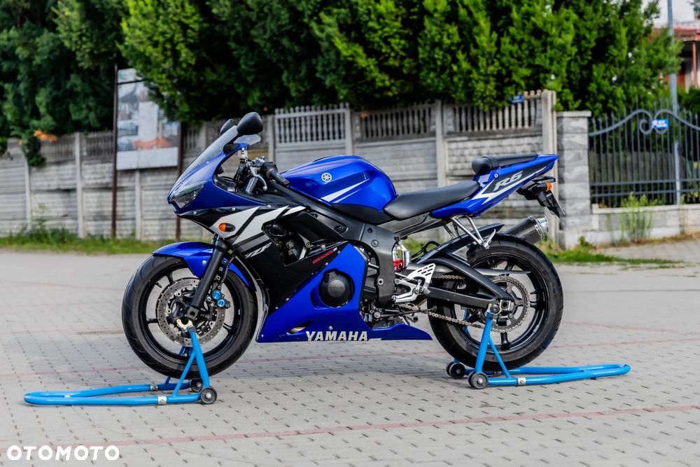 Yamaha R6 - 4