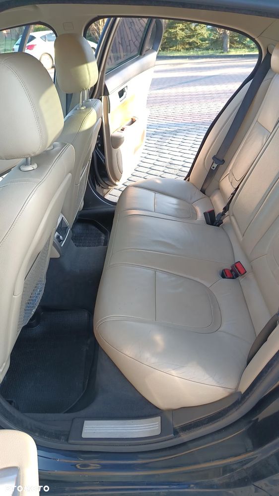 Jaguar XF 3.0 V6 D Luxury - 10