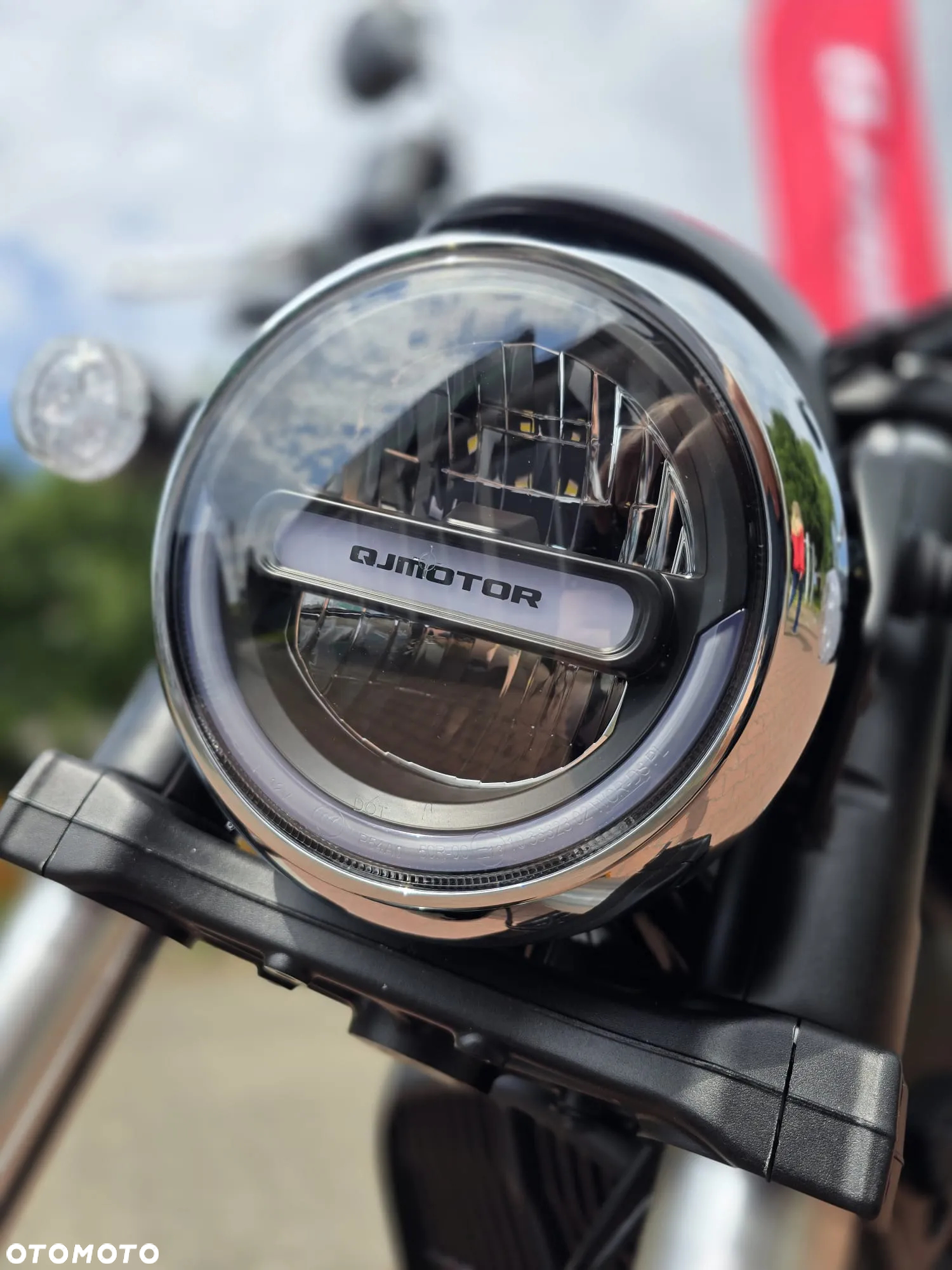QJMOTOR SRV 125V - 7