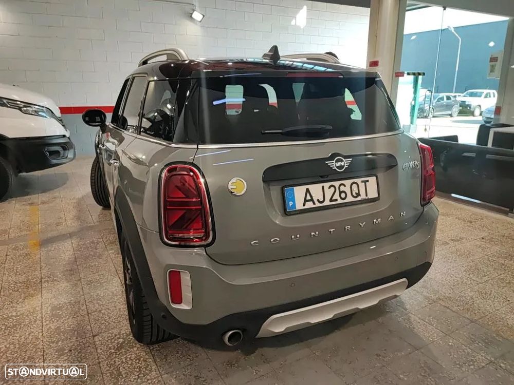 MINI Countryman Cooper SE ALL4 Auto - 2