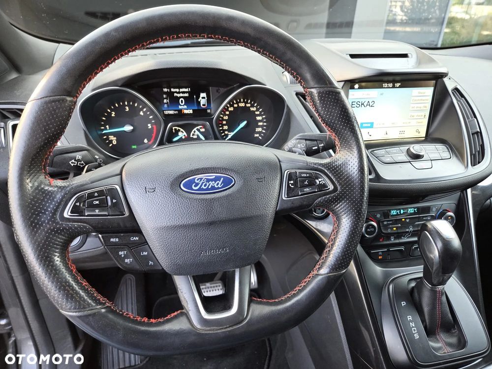 Ford Kuga 2.0 TDCi AWD ST-Line - 23