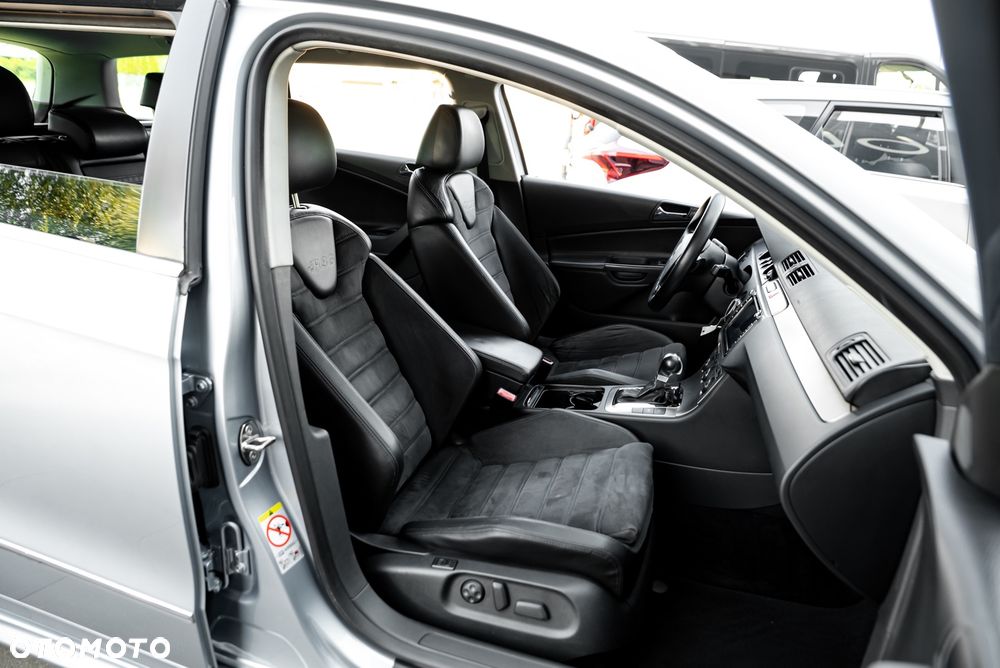 Volkswagen Passat Variant 3.6 V6 R36 - 24