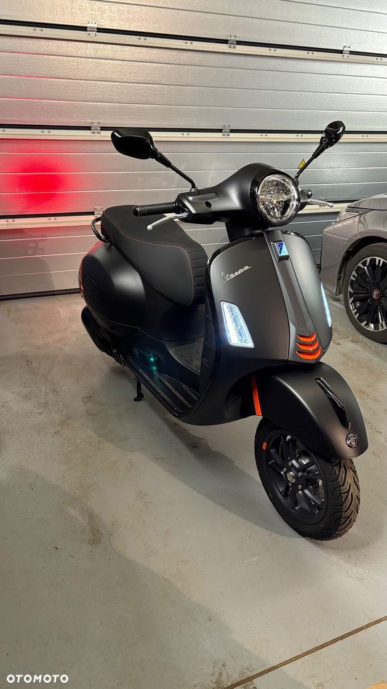 Vespa GTS - 2