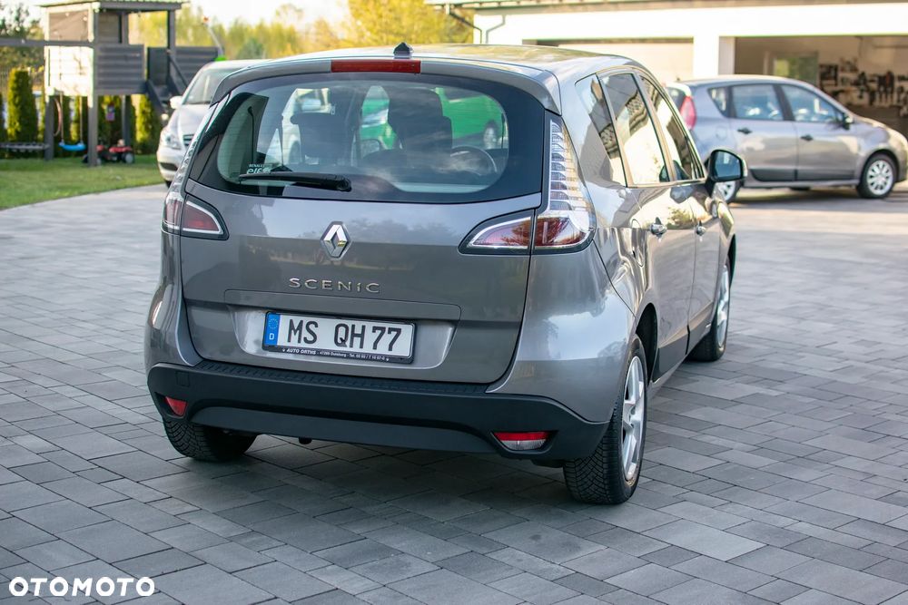 Renault Scenic - 17