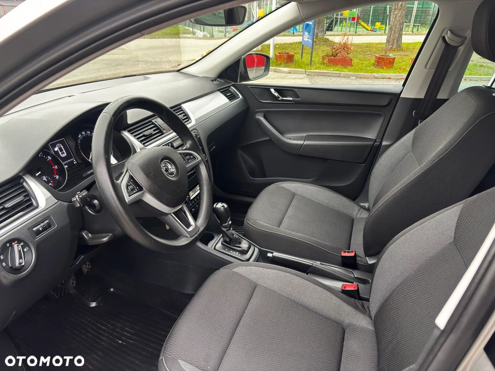 Skoda RAPID 1.4 TSI Ambition DSG - 6