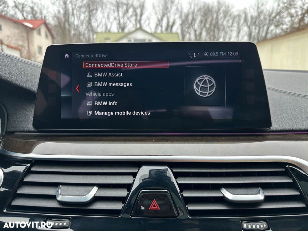 BMW Seria 5 540i xDrive Aut. - 33