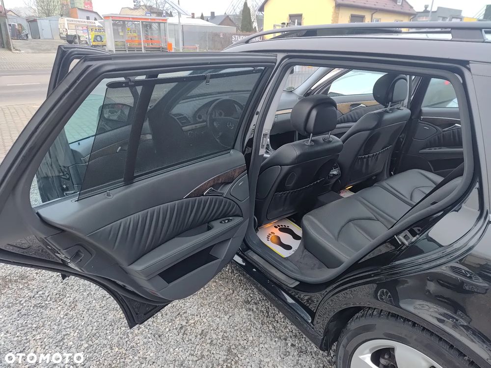 Mercedes-Benz Klasa E 500 Avantgarde Sport Edition - 21