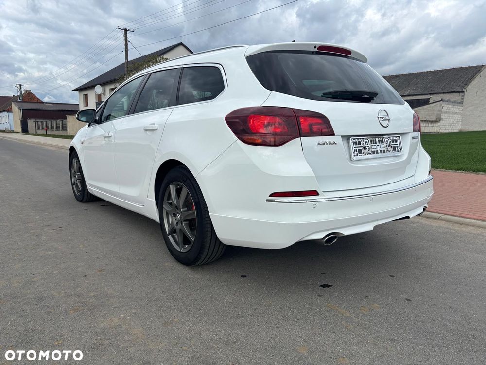Opel Astra 2.0 BiTurbo CDTI DPF ecoFLEX SportsTourer St - 9