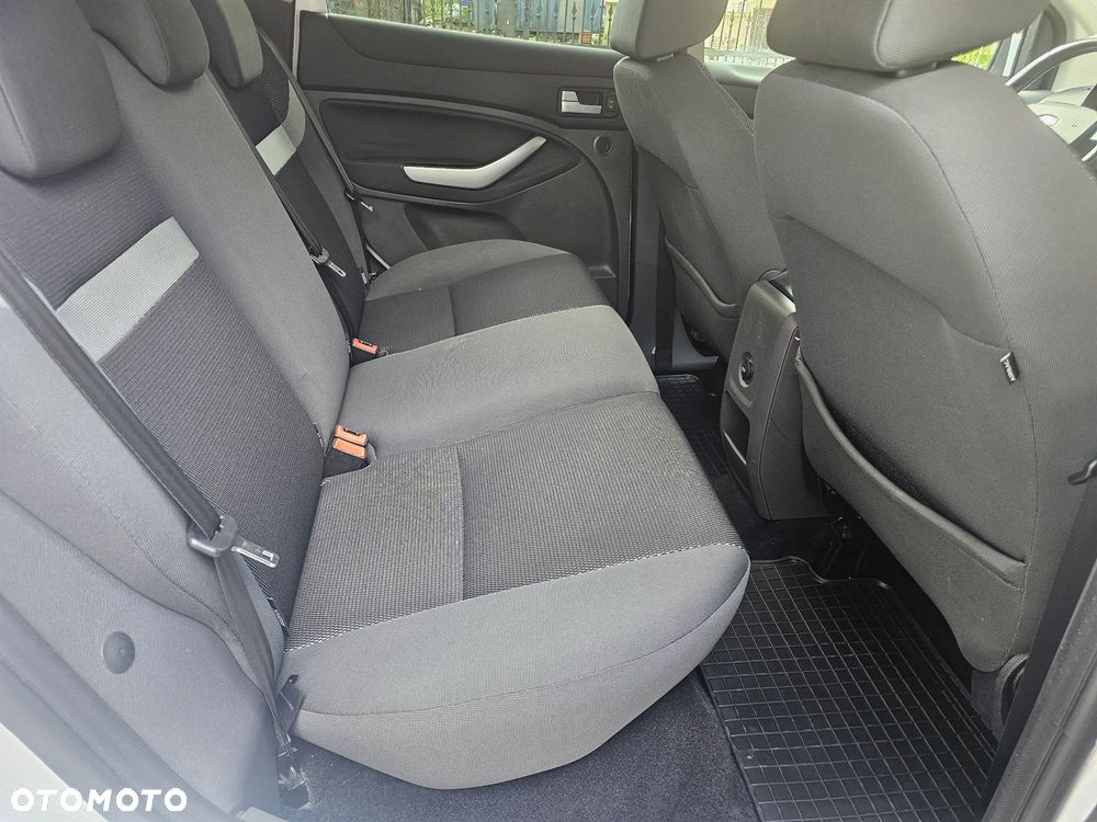 Ford Kuga 2.0 TDCi 4WD Titanium - 8