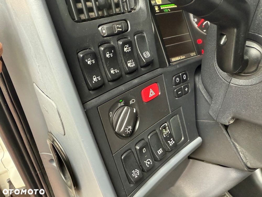 Scania R 450 * P+T PODUCHY* 315/70* 2 BAKI* NAVI* XENON* KLIMA POSTOJOWA* LODÓWKA* Z Francji - 25