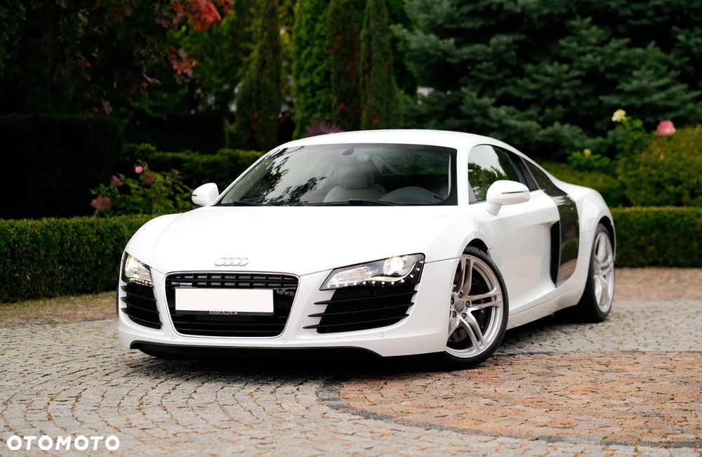 Audi R8 Coupé 4.2 Quattro R tronic - 1