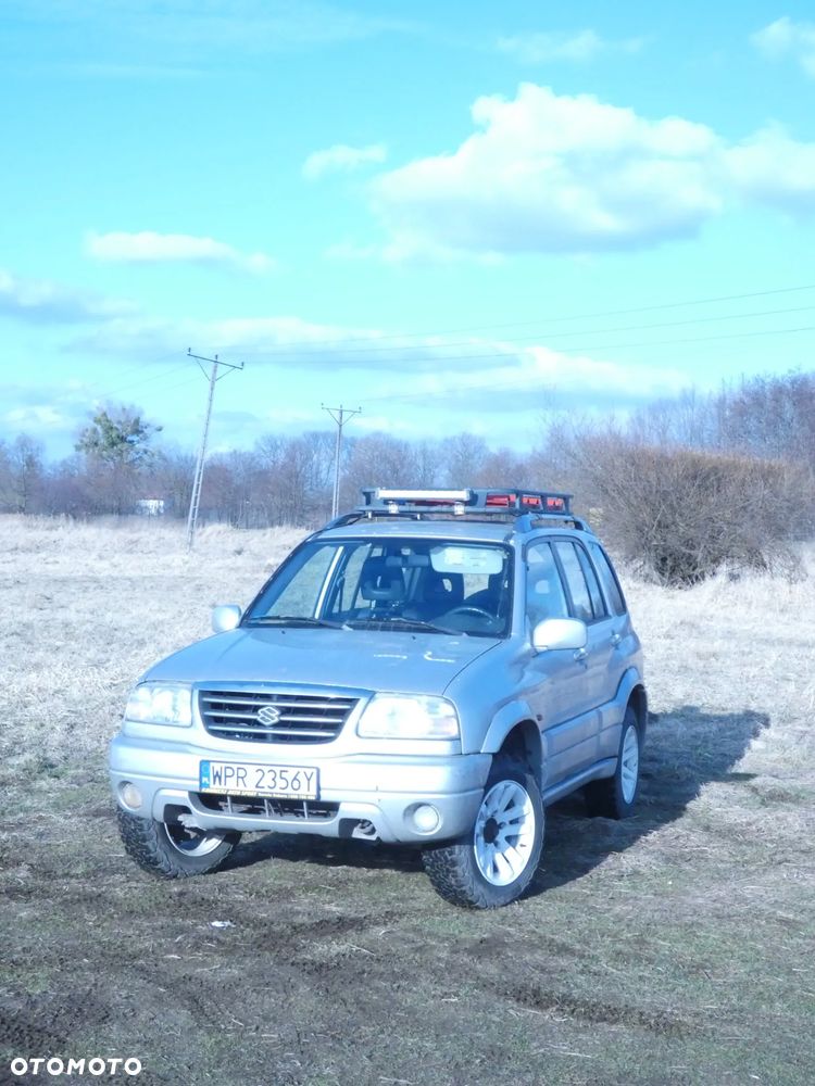 Suzuki Grand Vitara 2.0 Special Edition - 1