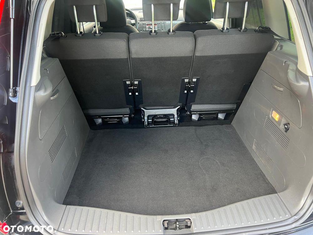 Ford C-MAX - 14