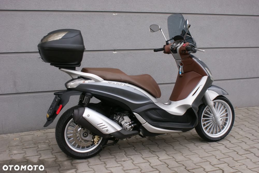 Piaggio Beverly - 4