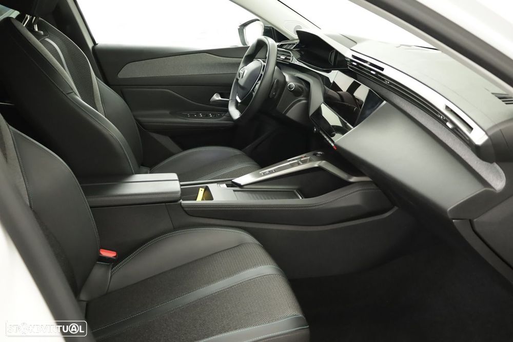 Peugeot 308 1.2 PureTech Allure Pack EAT8 - 19