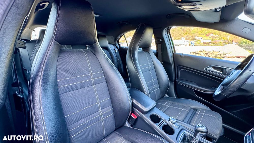 Mercedes-Benz A 160 Urban - 17