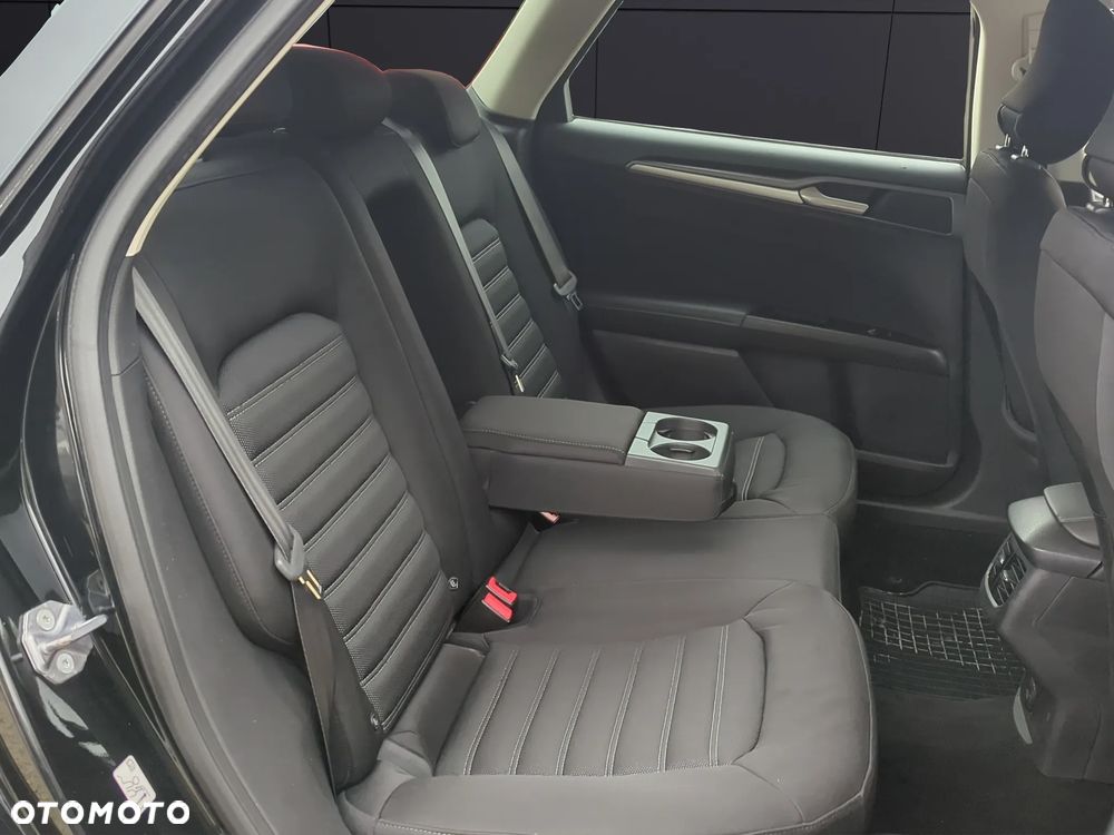 Ford Mondeo 1.6 TDCi ECOnetic Titanium - 22