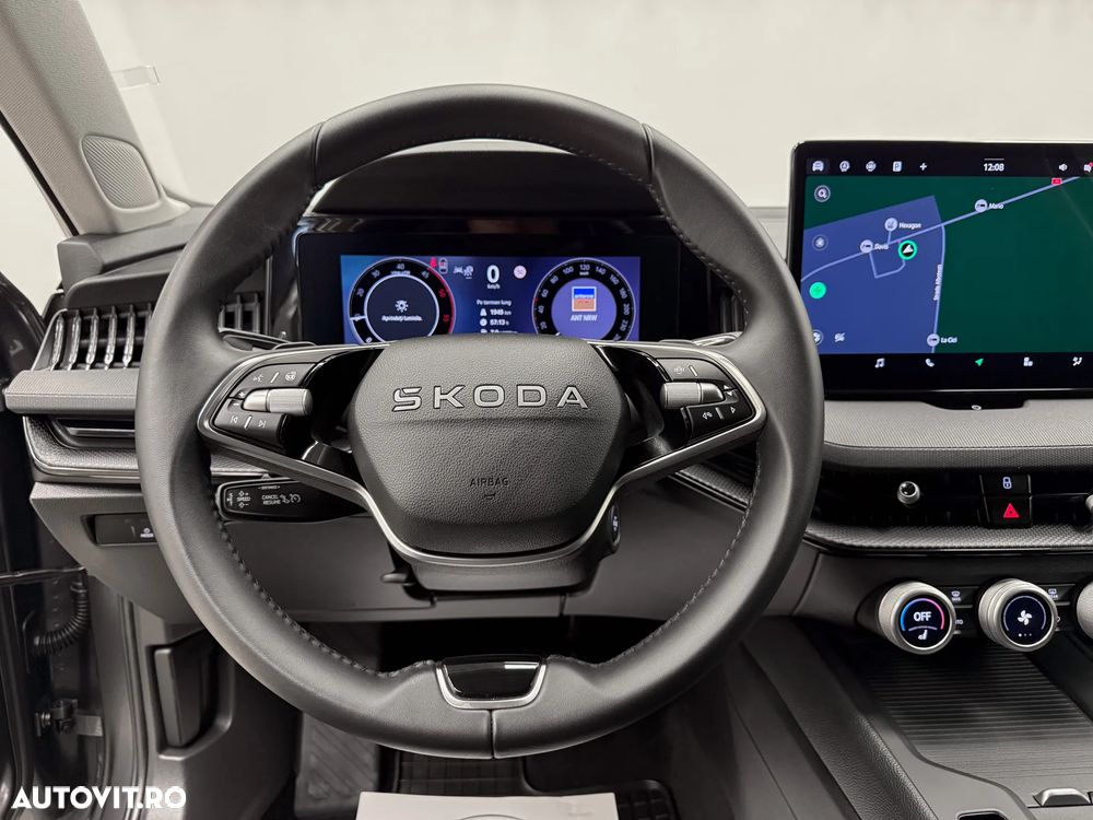 Skoda Superb 2.0 TDI DSG Essence - 24