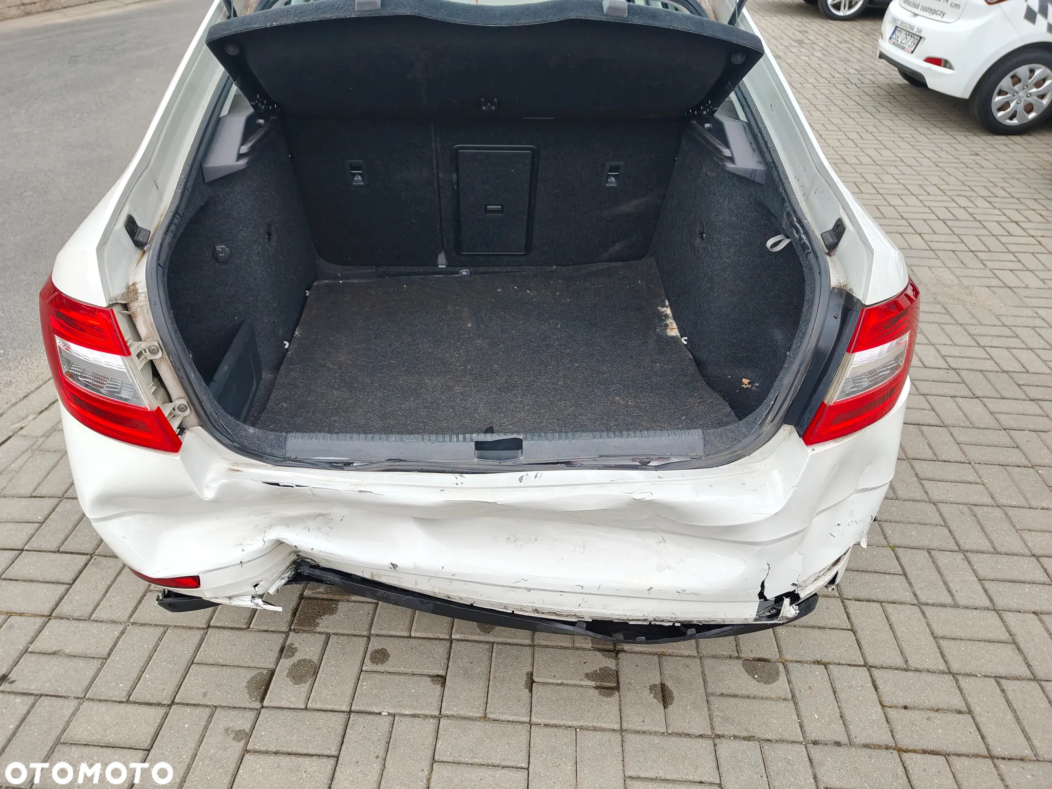 Skoda Octavia 1.6 TDI Ambition - 11