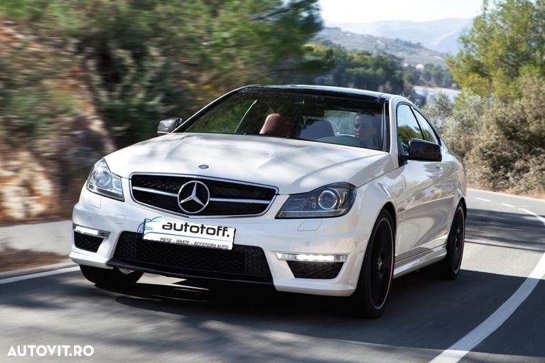 Pachet exterior Mercedes C-Class W204 Facelift (11-14) C63 Design - 4