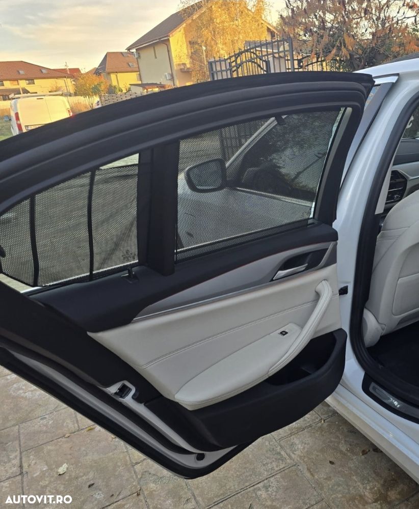 BMW Seria 5 530e Aut. - 15