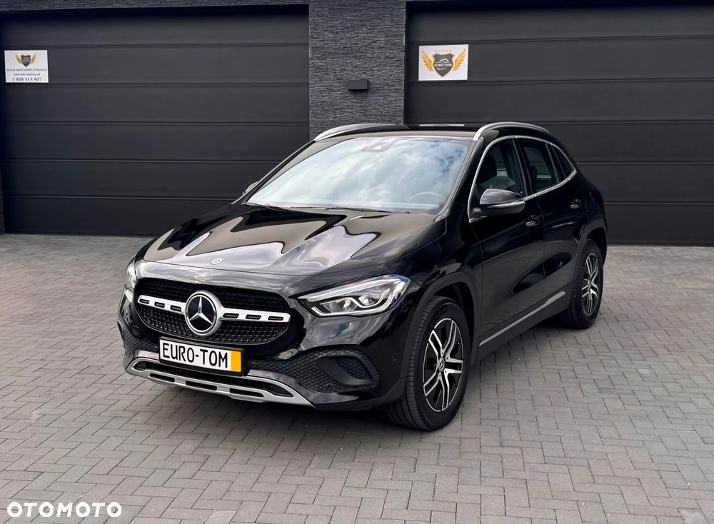 Mercedes-Benz GLA 200 d Progressive 8G-DCT - 12
