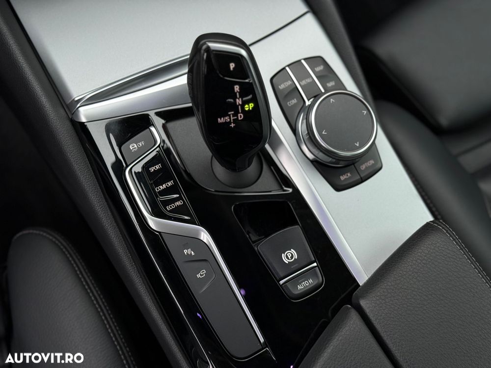 BMW Seria 5 530d xDrive Aut. - 23