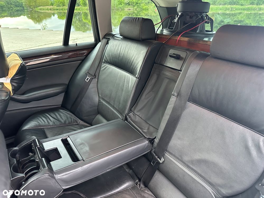 BMW Seria 3 330xi - 19