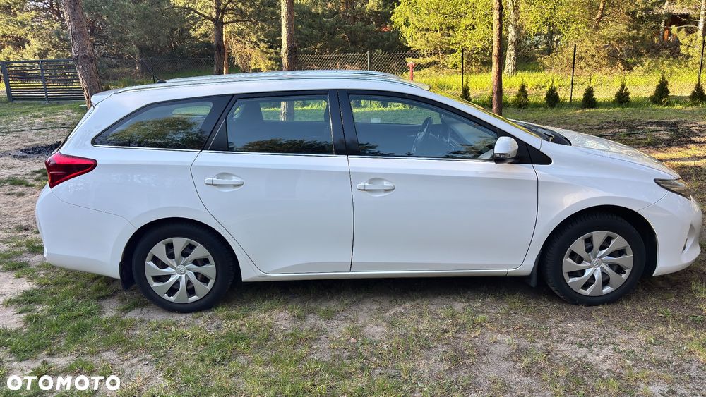 Toyota Auris 1.6 Active - 5