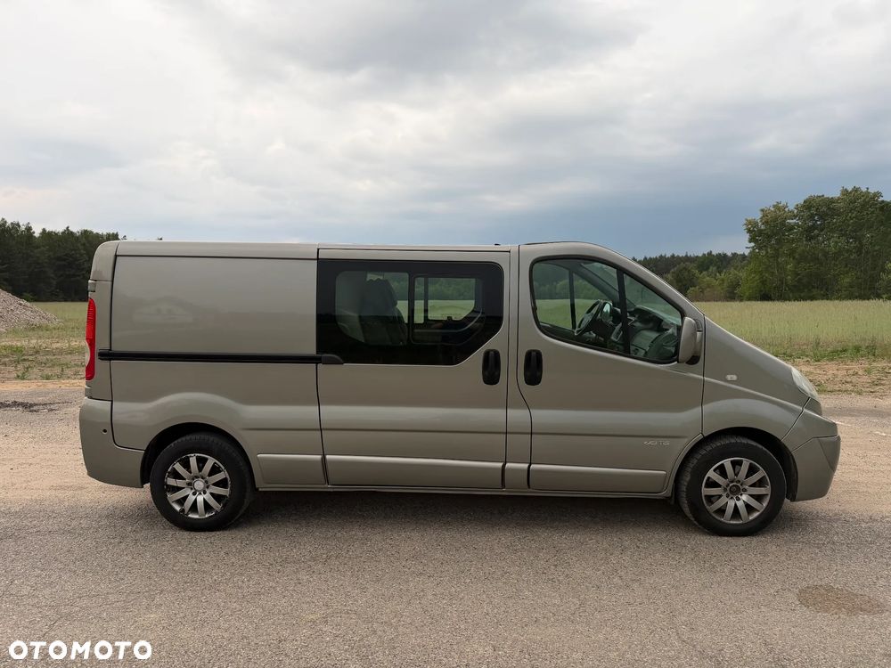 Renault TRAFIC*L2H1*2012*Klimatronik*6osób*bardzo zadbane auto - 5