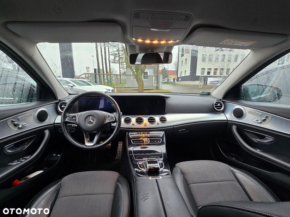 Mercedes-Benz Klasa E 220 d 4-Matic All-Terrain - 14