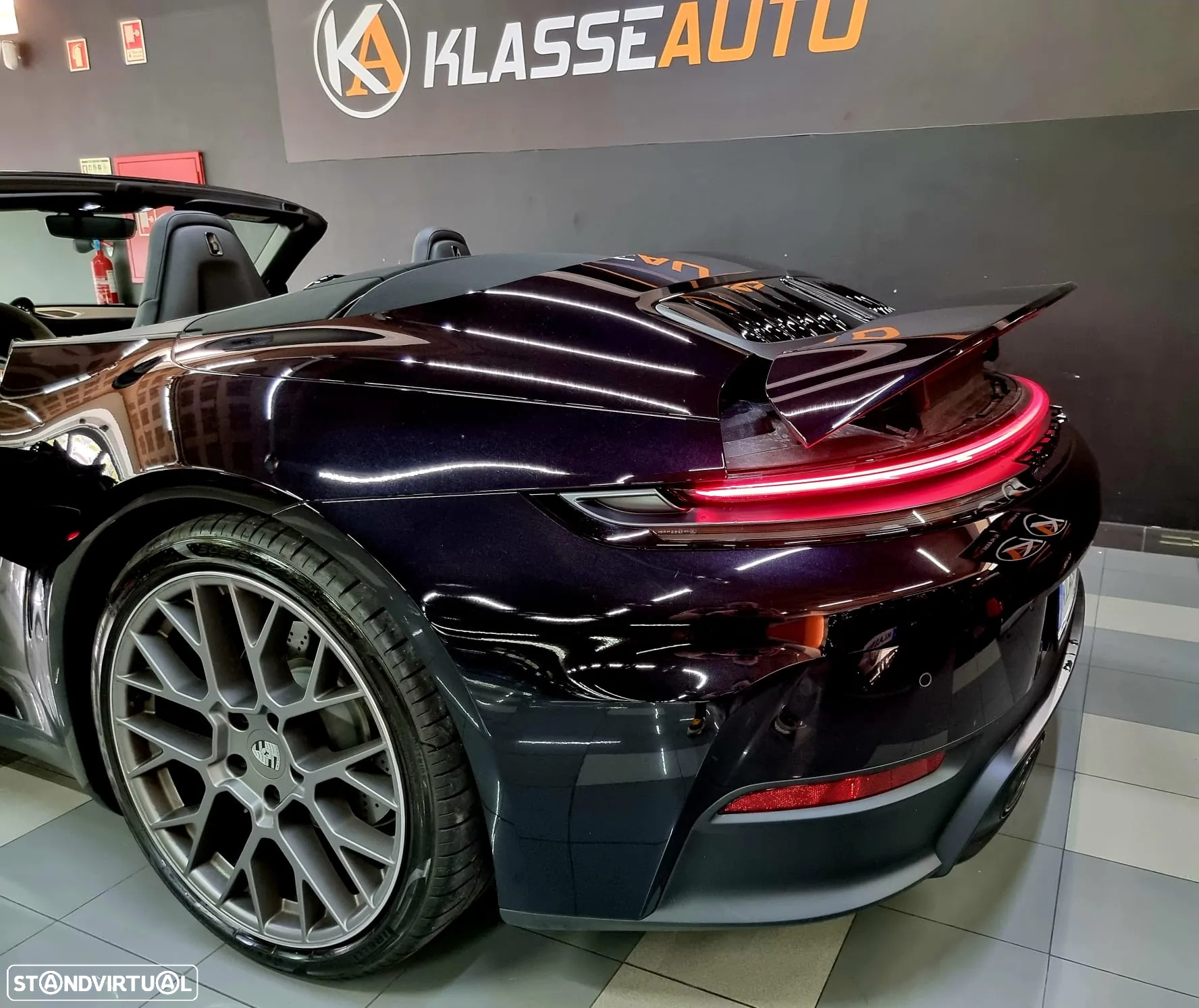 Porsche 911 (992) Carrera PDK - 43