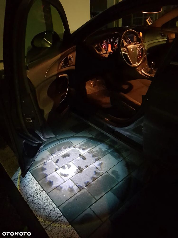 Opel Insignia 1.6 T Cosmo - 14