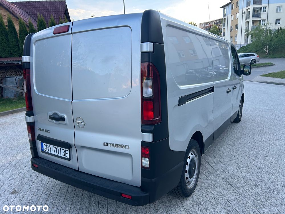Opel Vivaro Long - 4