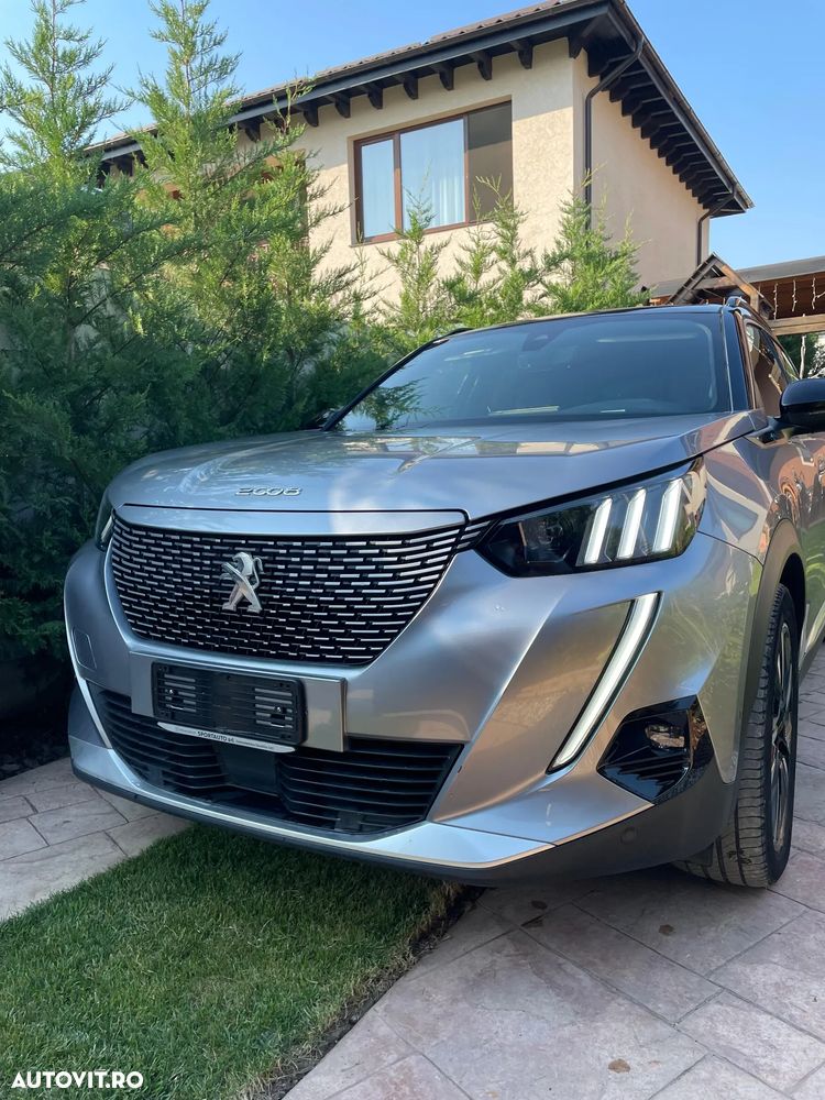 Peugeot 2008 50 kWh GT - 3