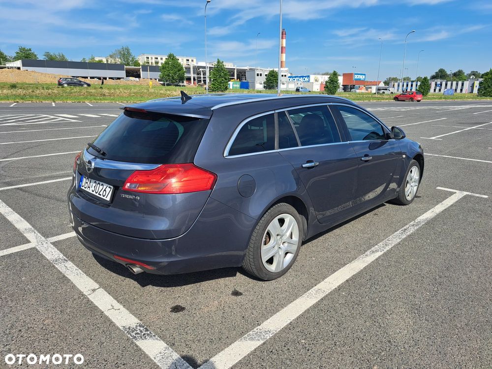 Opel Insignia 2.0 T Cosmo 4x4 - 4
