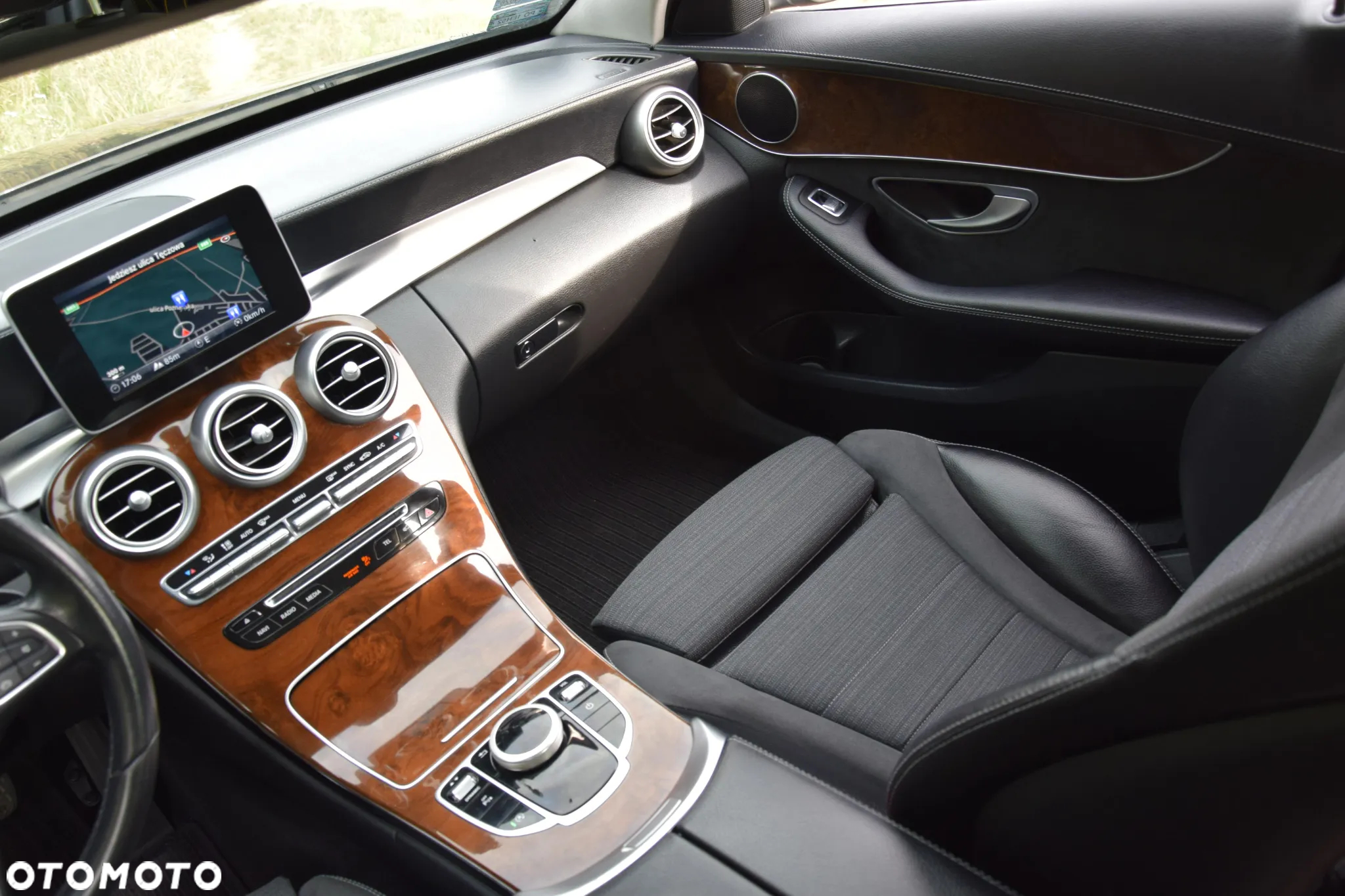 Mercedes-Benz Klasa C 200 9G-TRONIC - 13