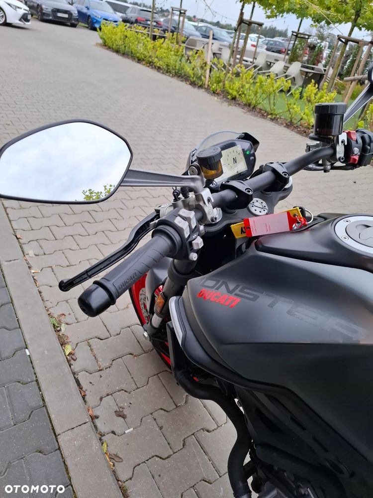 Ducati Monster - 16