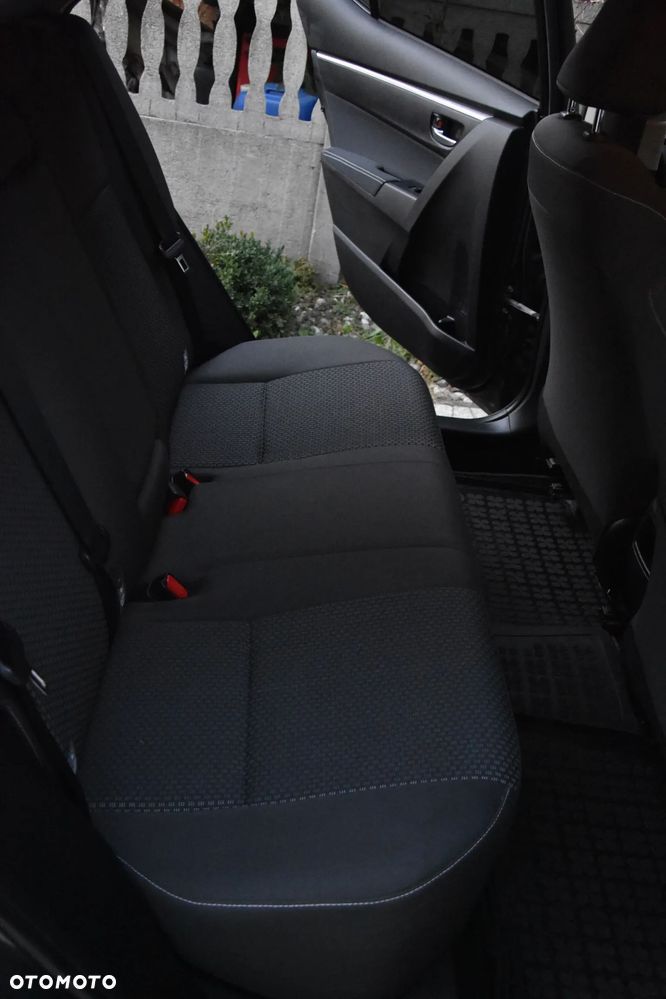 Toyota Corolla 1.6 Premium MS - 13
