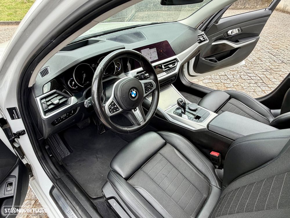 BMW 320 d Pack M Auto - 14