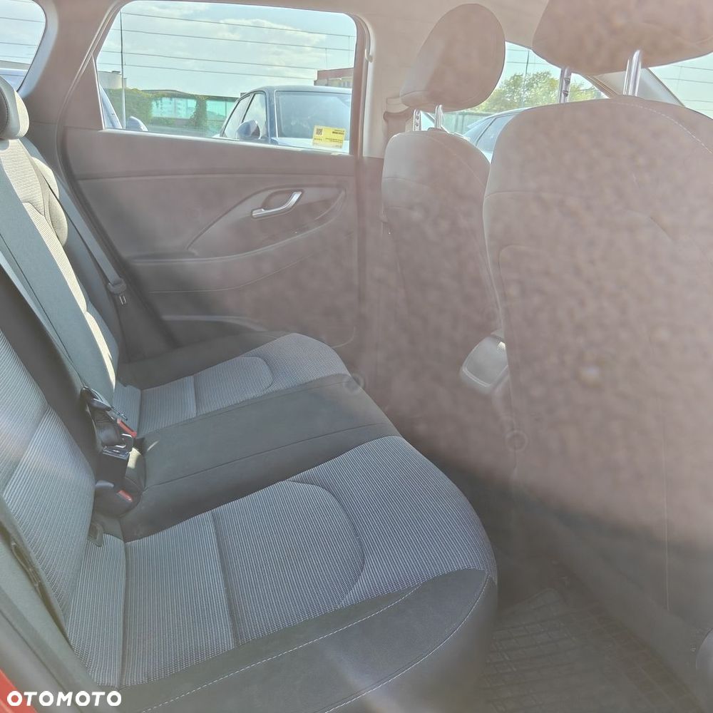 Hyundai i30 1.5 T-GDI 48V Modern - 12