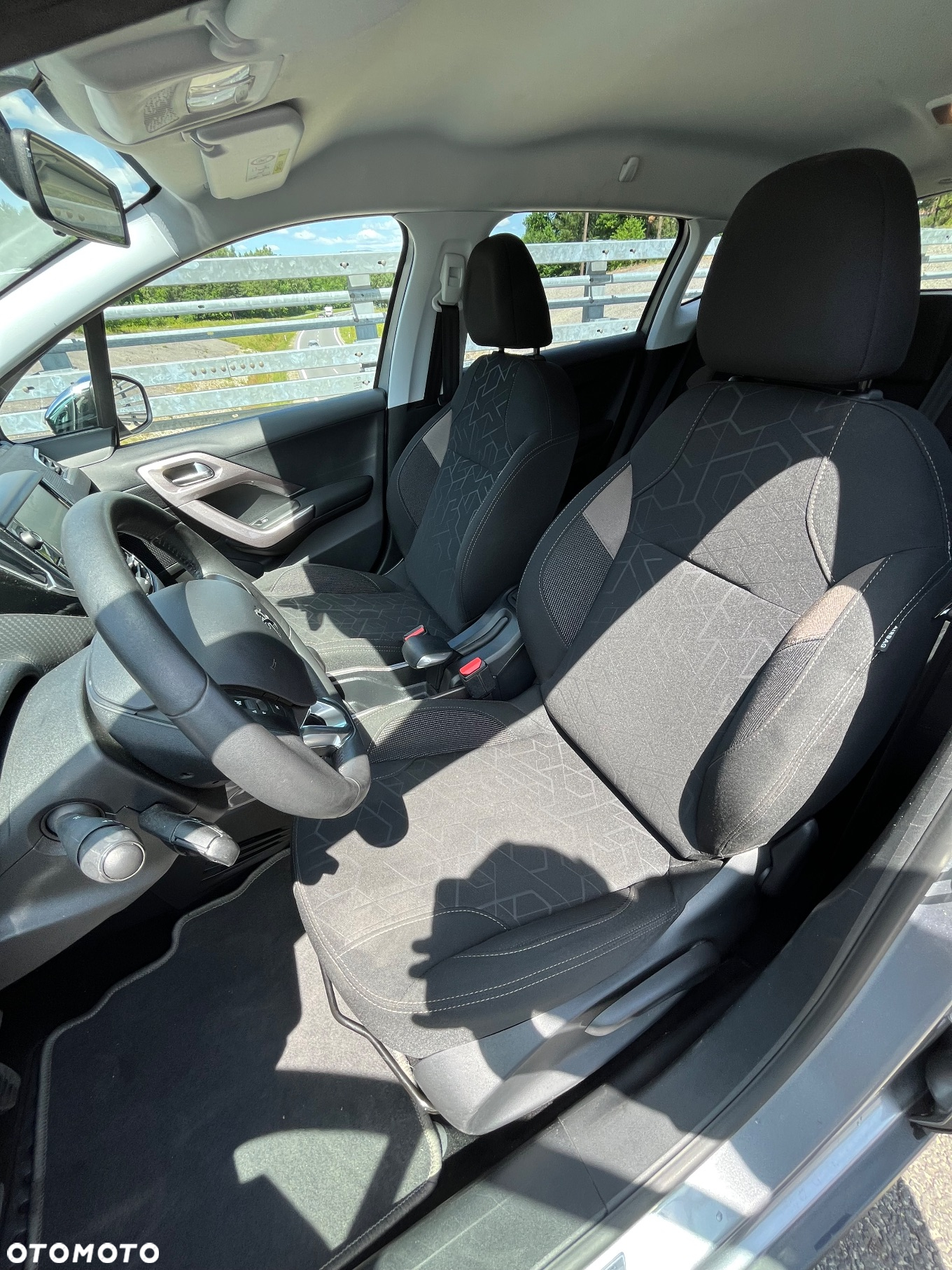 Peugeot 2008 PureTech 82 Style - 13
