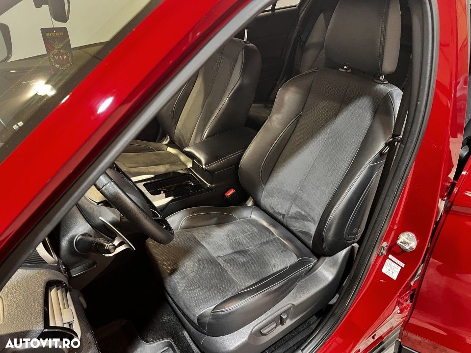 Mitsubishi Eclipse-Cross - 10