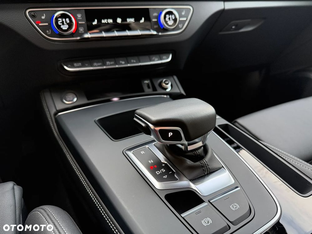 Audi Q5 Sportback 40 TDI quattro S tronic S line - 24