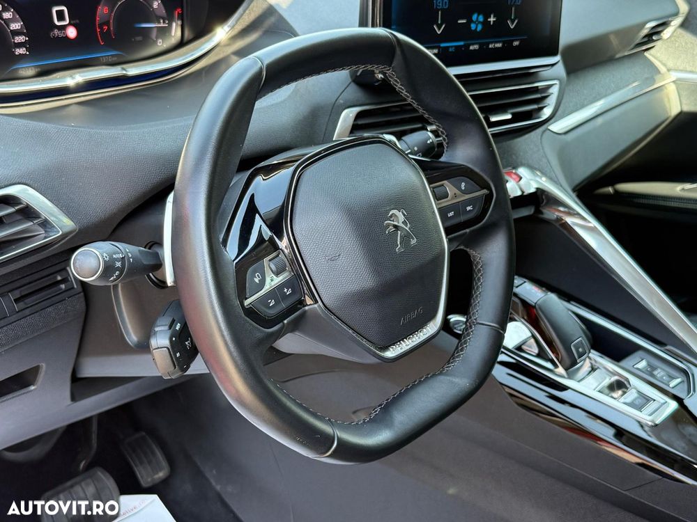 Peugeot 3008 1.2 PureTech 130 EAT8 Allure Pack - 12