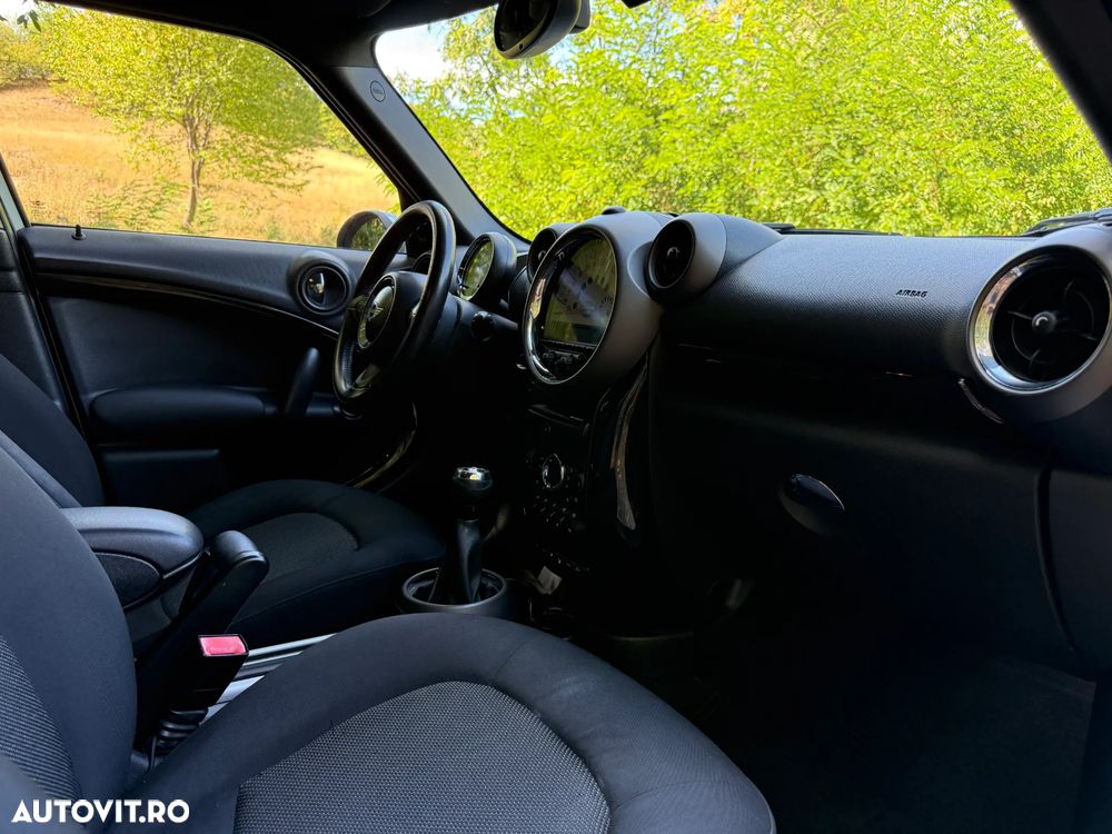 Mini Countryman Cooper - 13