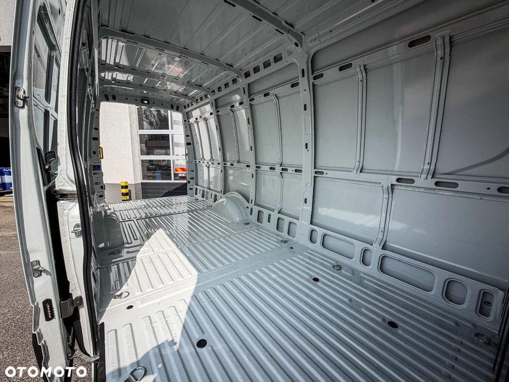 Iveco Daily 3.0 3.5 tony MAXI L4H2 Nowy MY24 - 19