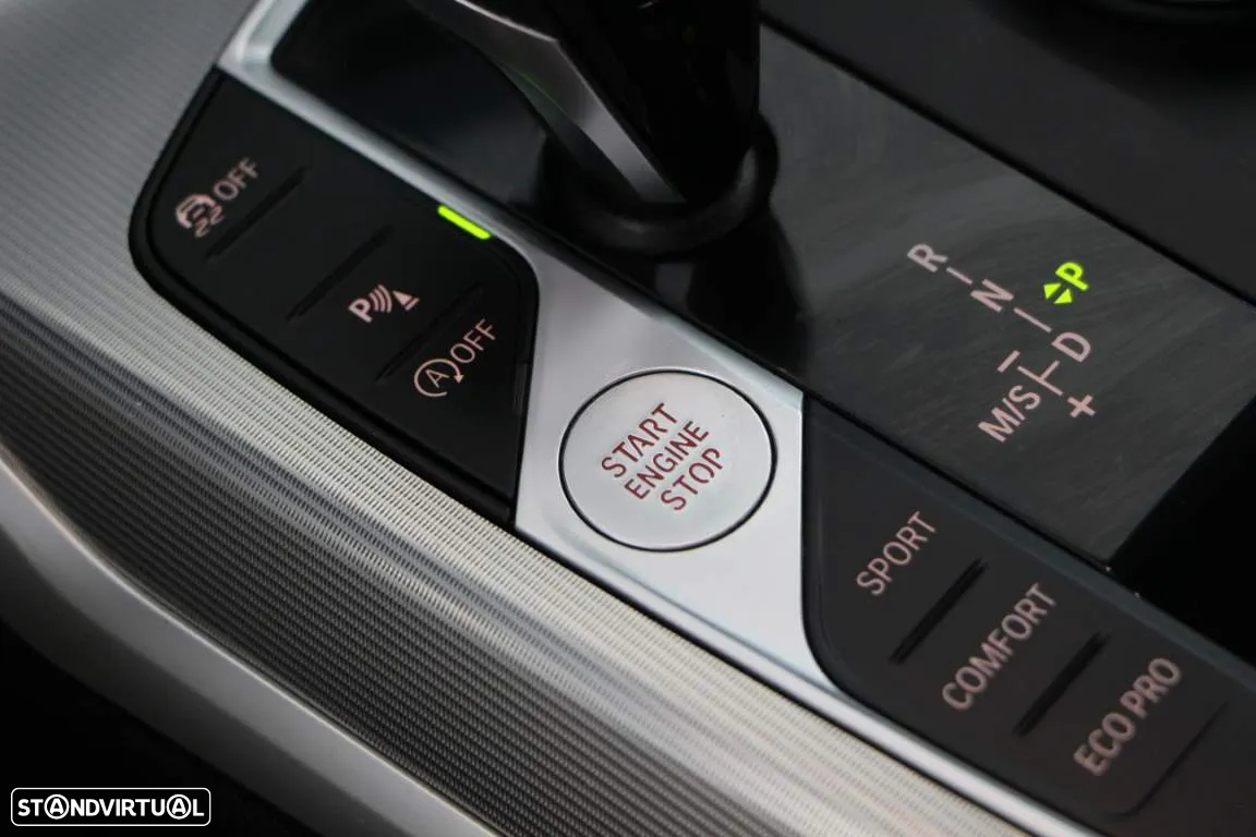 BMW 320 d Auto - 16