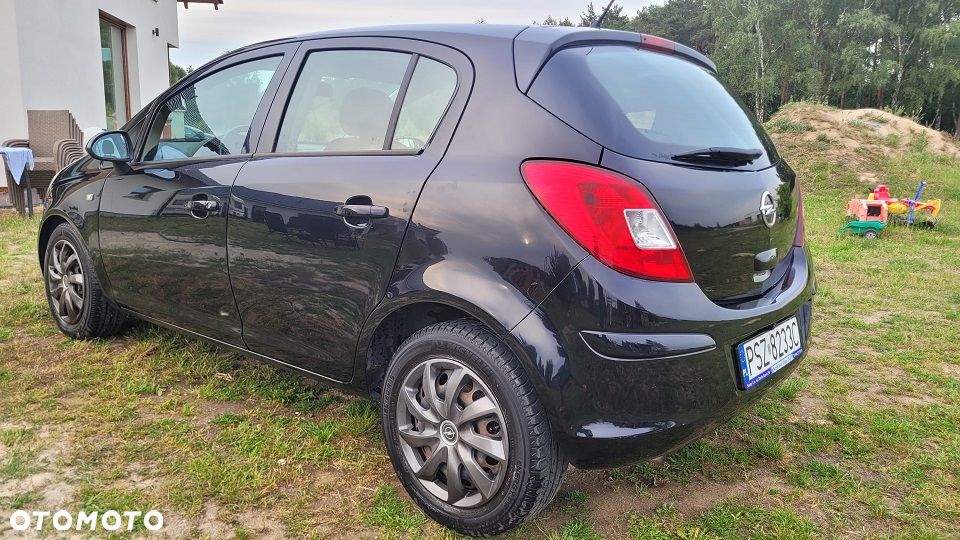 Opel Corsa 1.2 16V Cosmo - 7