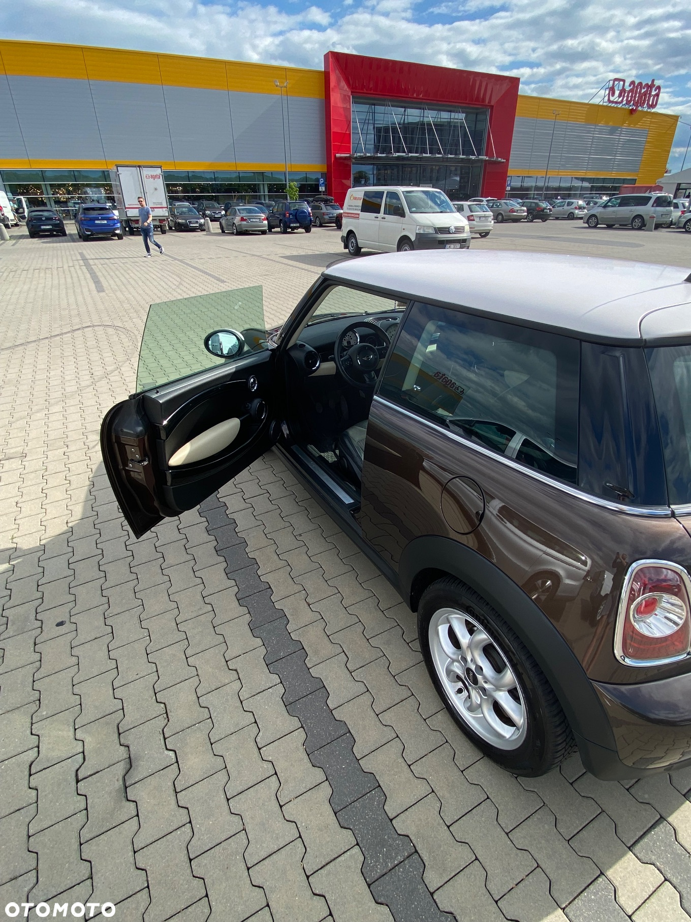 MINI Cooper Standard - 12